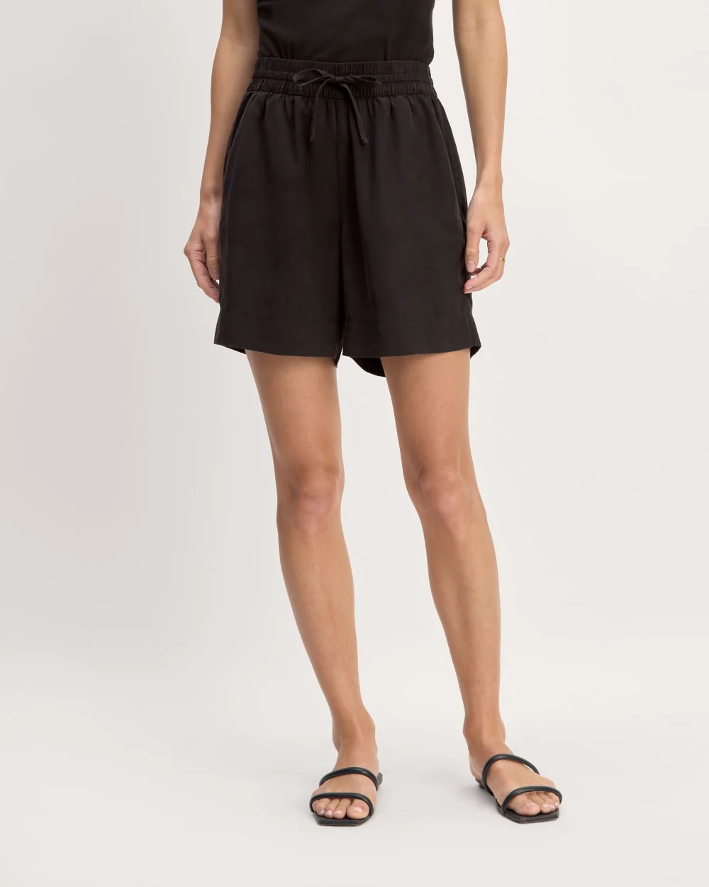 The Vacation Short | Black