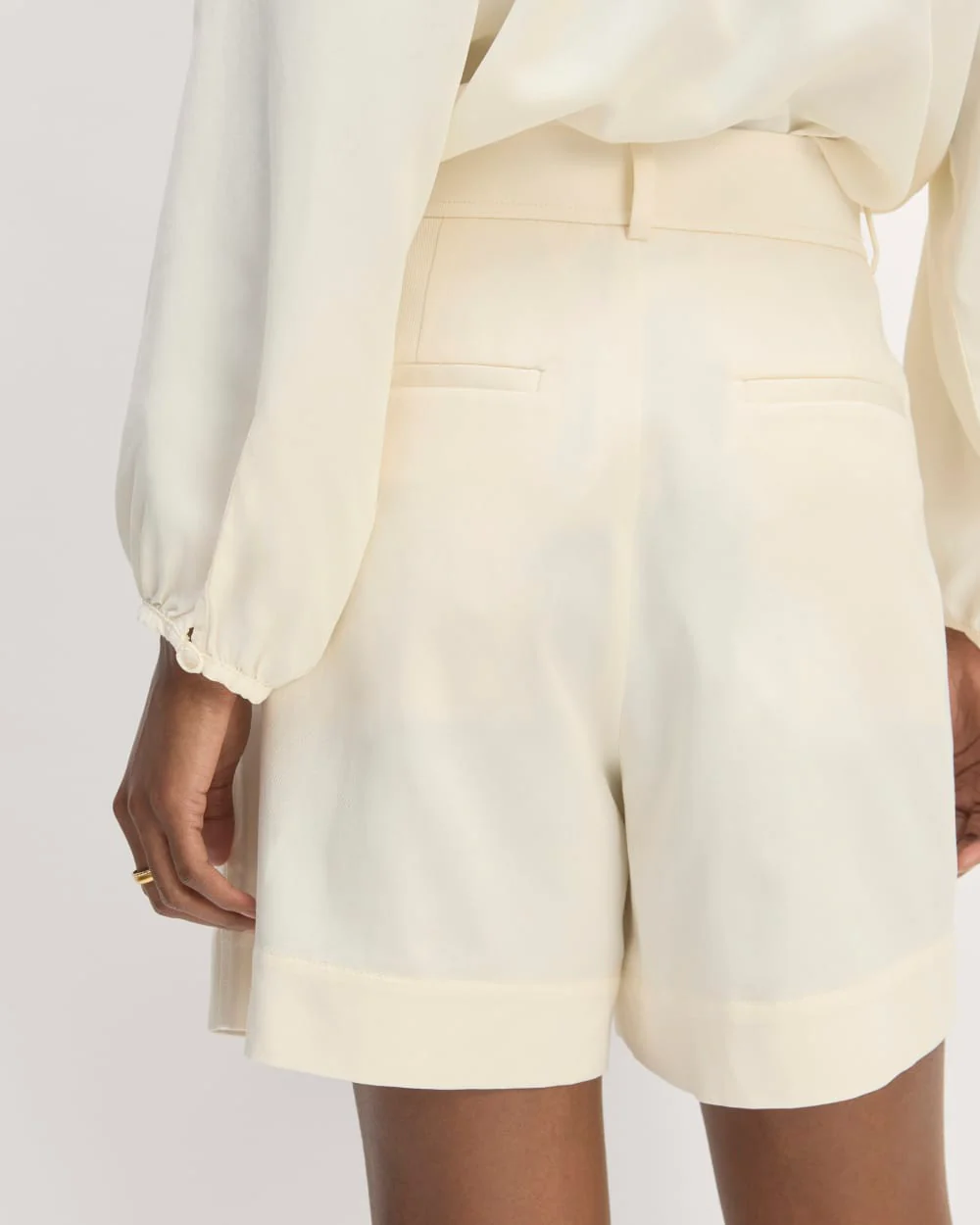 The Draper Short in Buttersmooth | Canvas