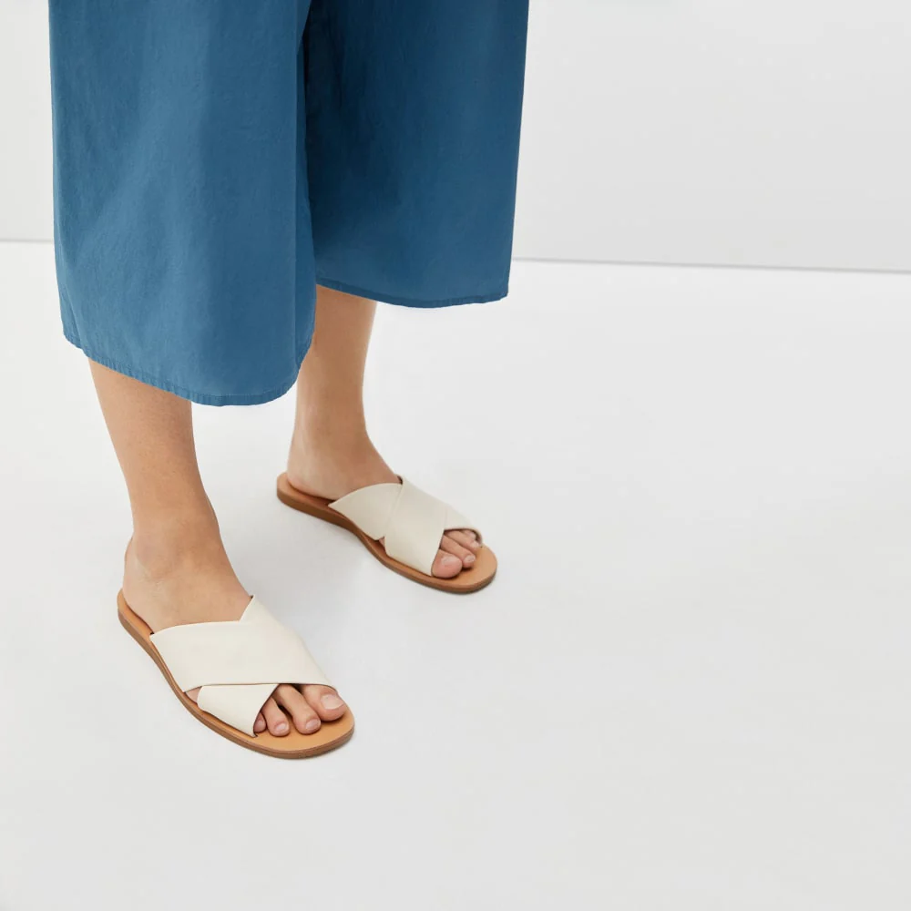 The Day Crossover Sandal | Cream