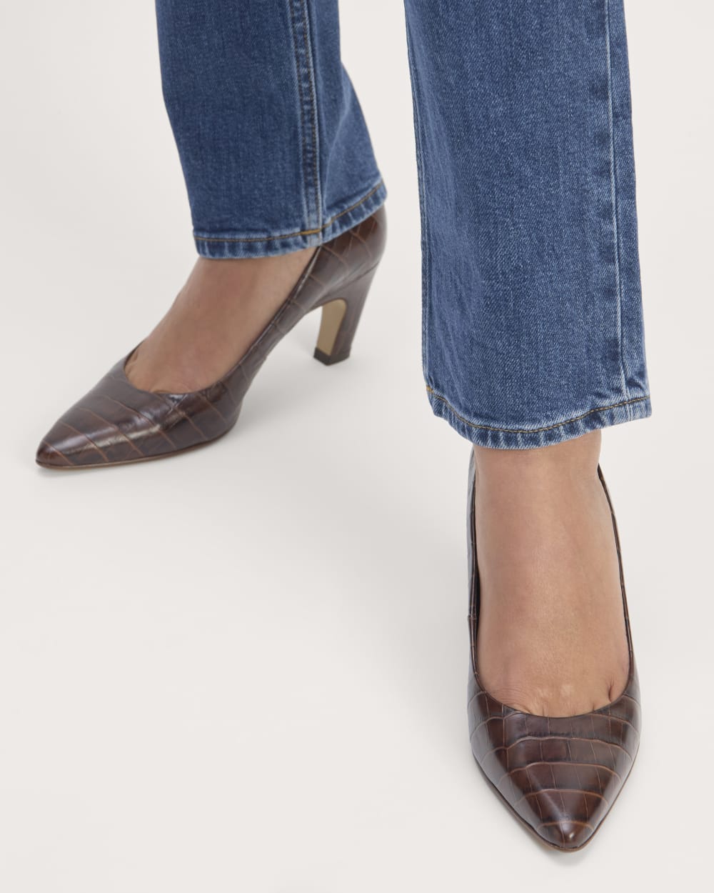 The Banana Pump | Brown Crocodile