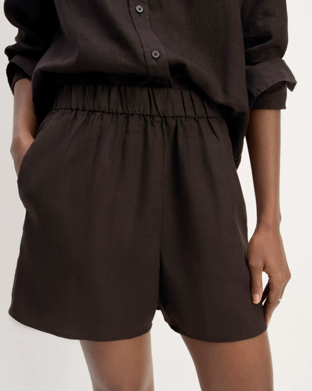 The Linen Easy Short | Black