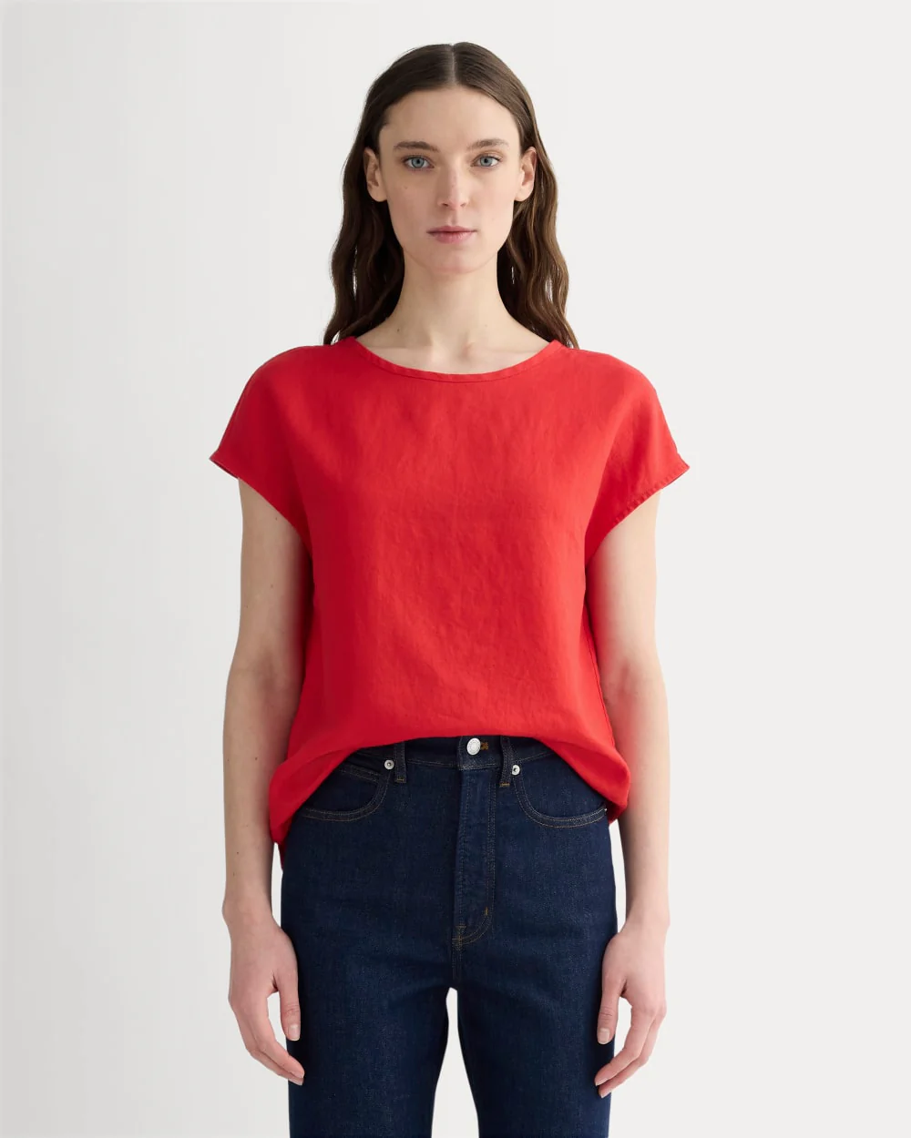 The Muscle Top in Linen | Classic Red