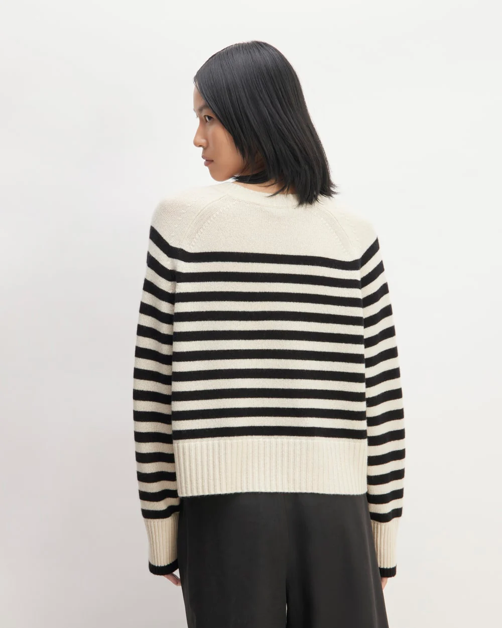 The Boxy Crew in Cashmere | Bone / Black