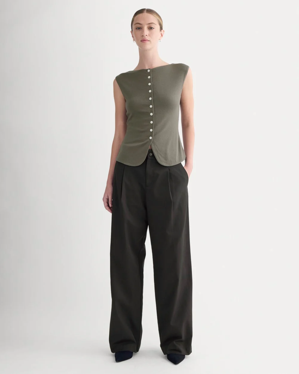 Sleeveless Button-Up in Butterluxe | Taupe