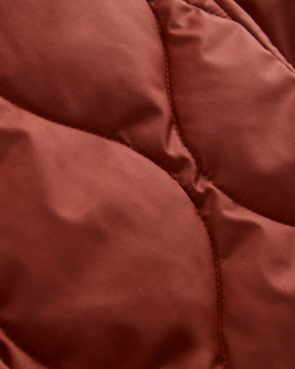 The Quilted Liner | Merlot