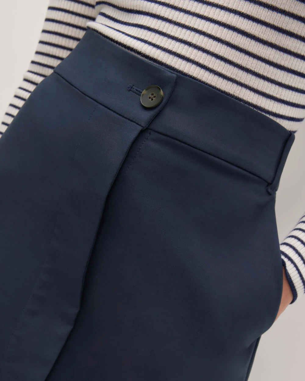 The Structured Cotton A-Line Skirt | Navy