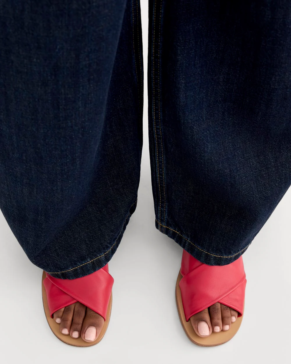 The Day Crossover Sandal | Classic Red