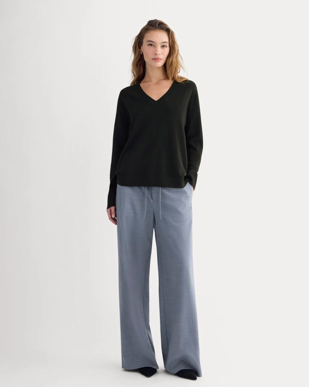 The Classic V in Cashmere | Black