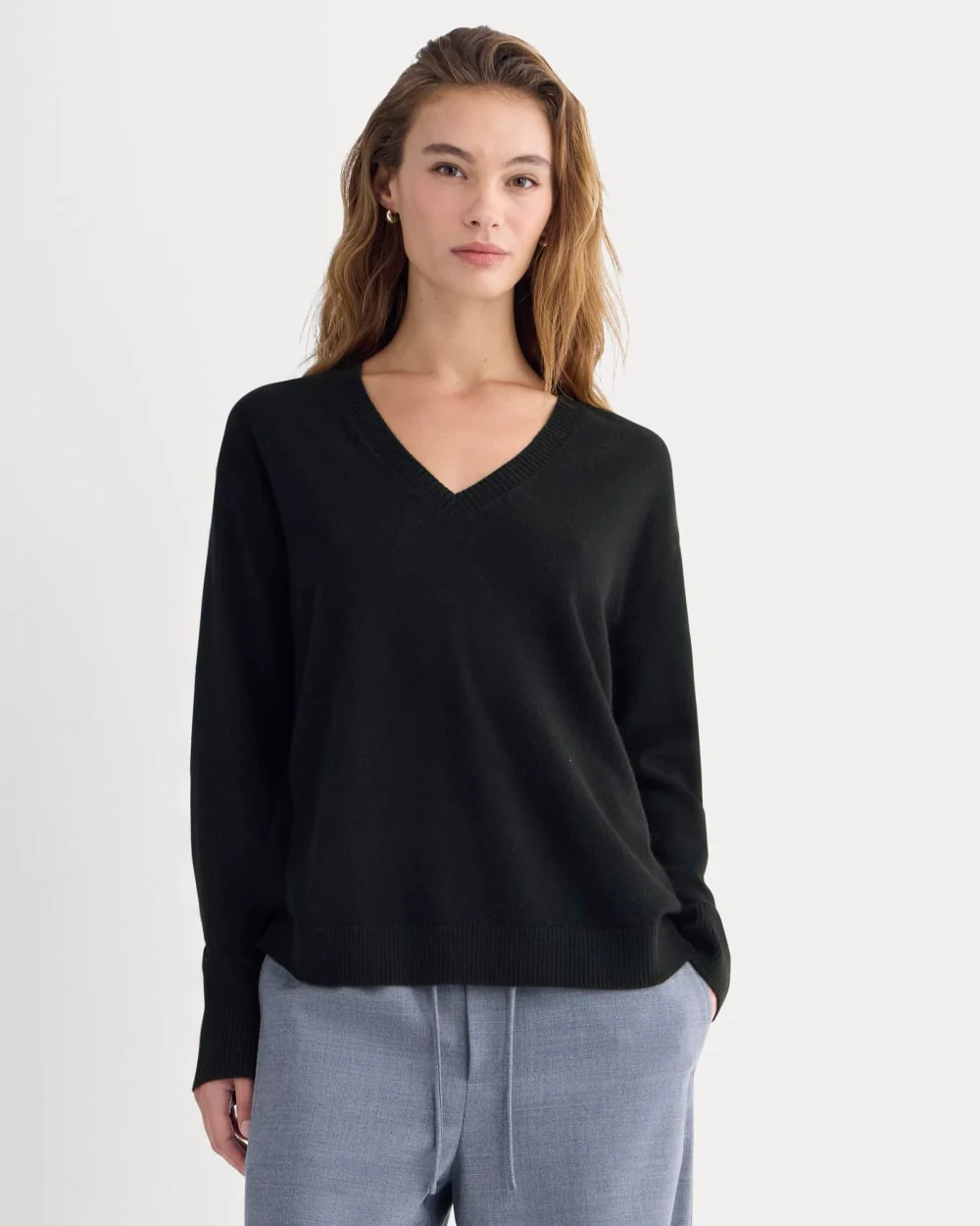 The Classic V in Cashmere | Black