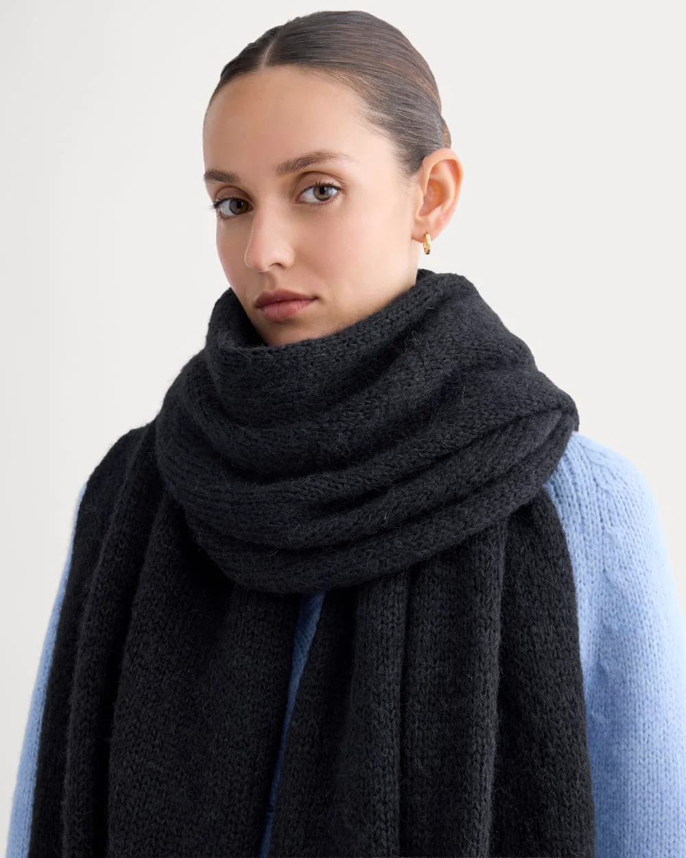 Plush Alpaca Scarf | Black/ Skyway
