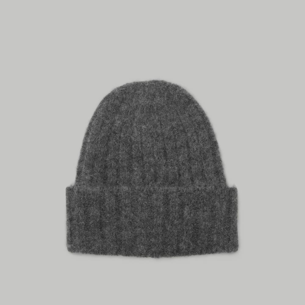The Alpaca Beanie | Dark Charcoal