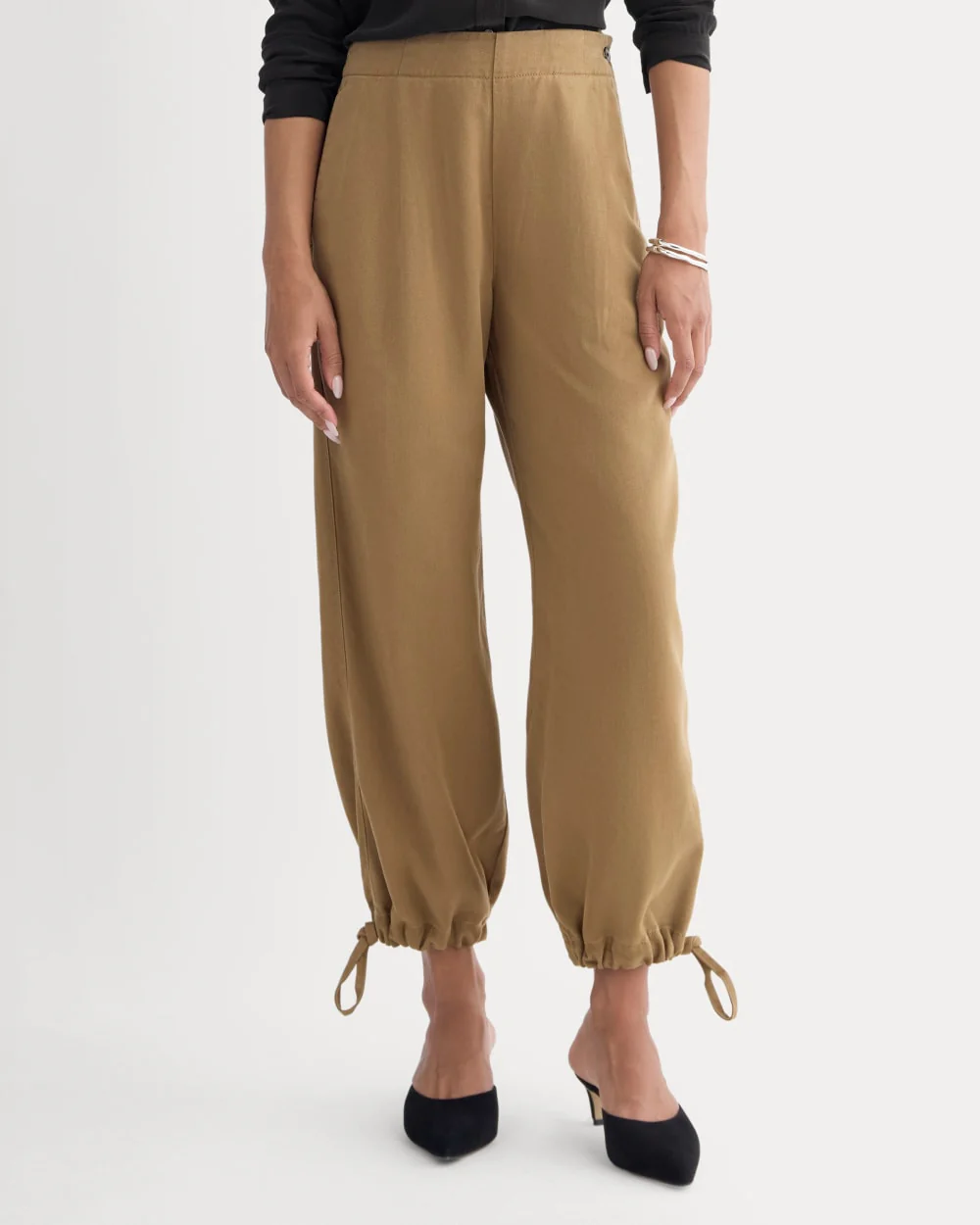 The Chino Jogger in Buttersoft | Aged Brass