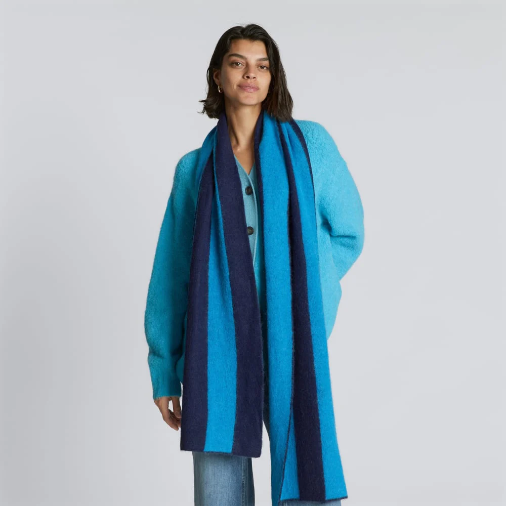 The Alpaca Patterned Scarf | Horizon Blue / Ocean Cavern