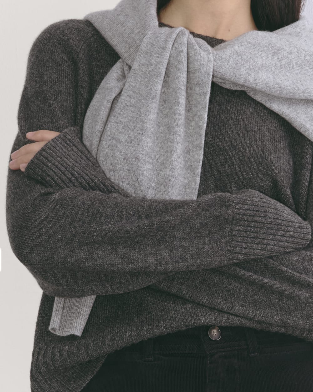 The Boxy Crew in Cashmere | Heather Charcoal
