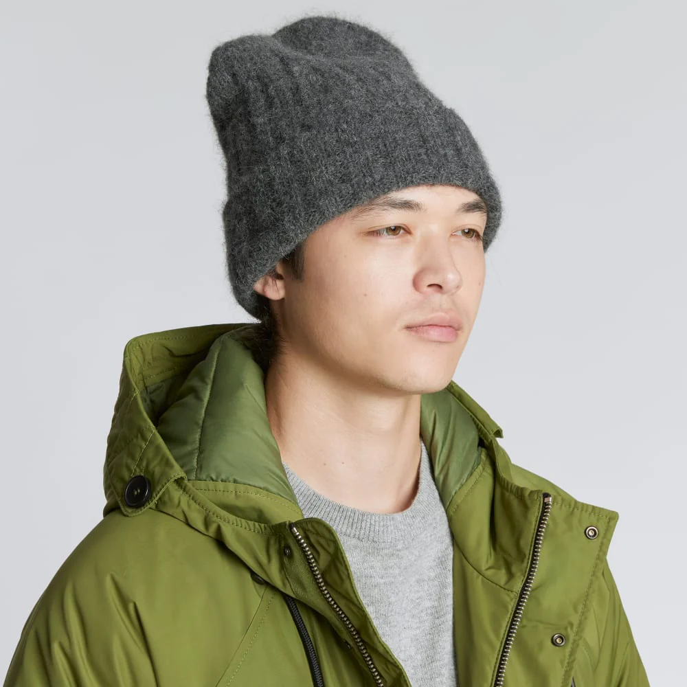 The Alpaca Beanie | Dark Charcoal