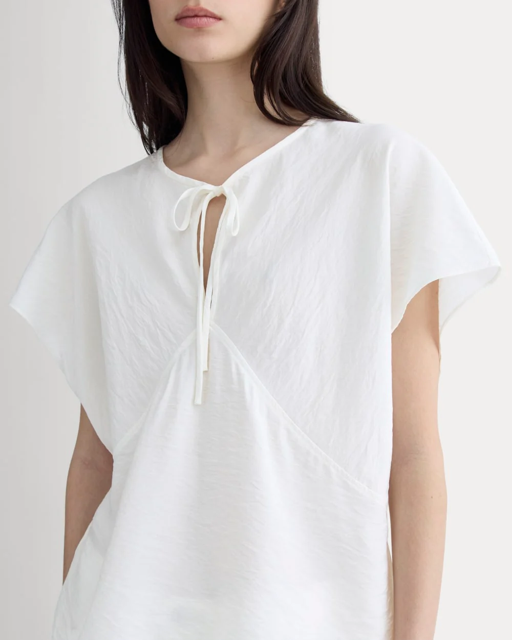 The Keyhole Top | Bone
