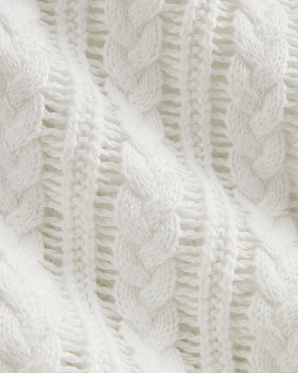 The Mesh Cable V-Neck in Everyday Cotton | White