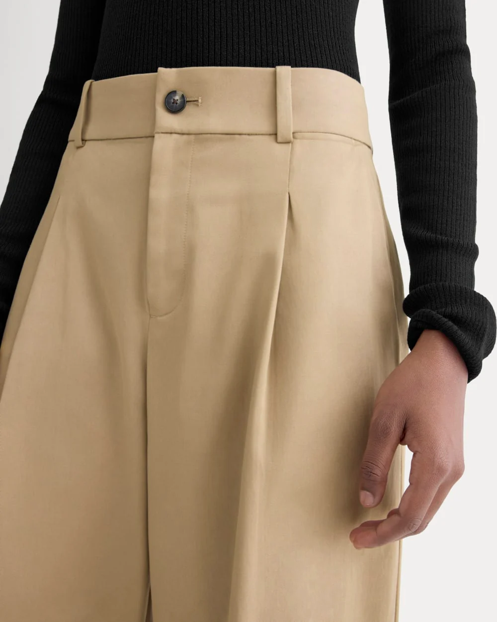 Wide-Leg Trouser in Buttersmooth | Ash Brown | 30 Inseam