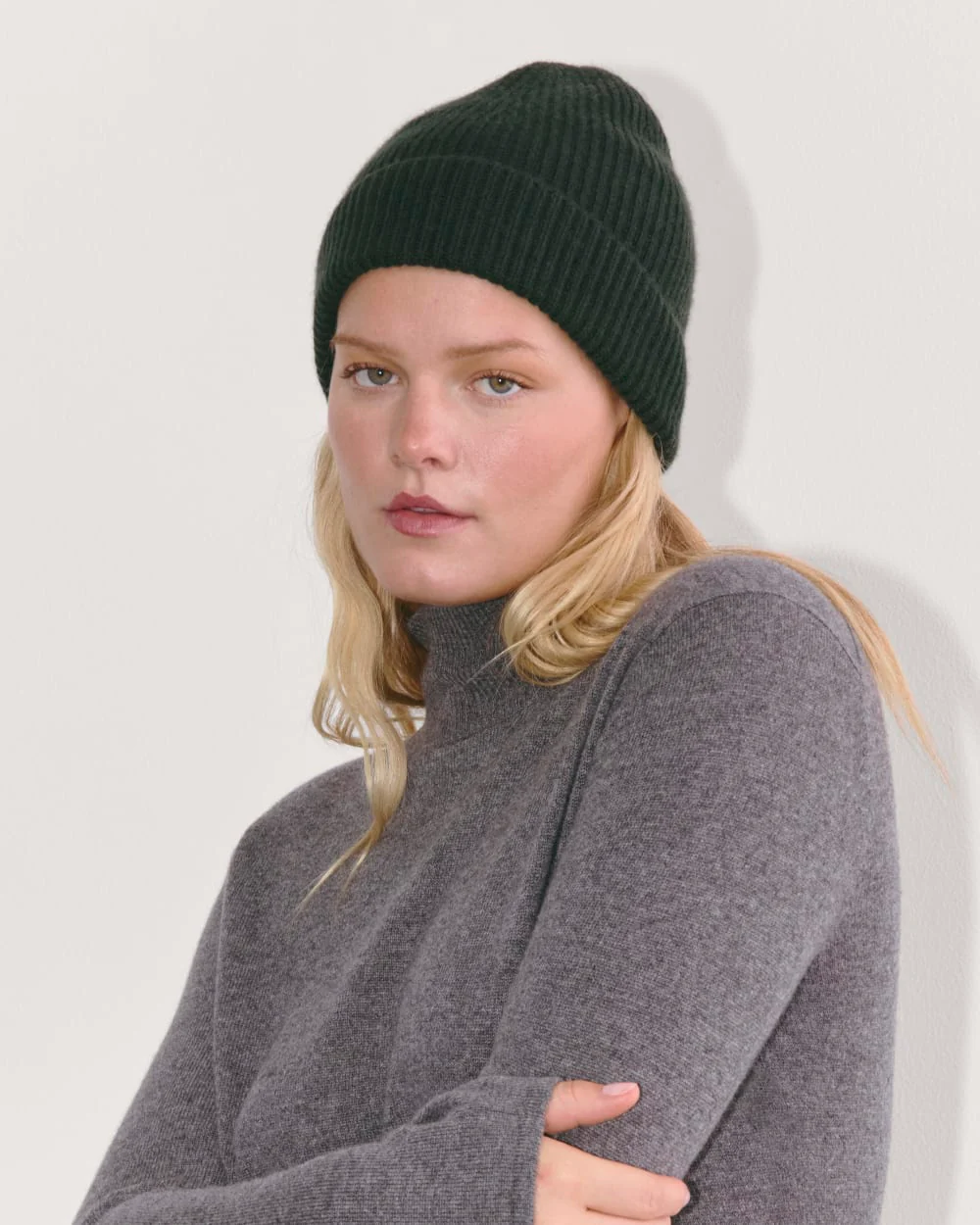 The Cashmere Ribbed Beanie | Scarab