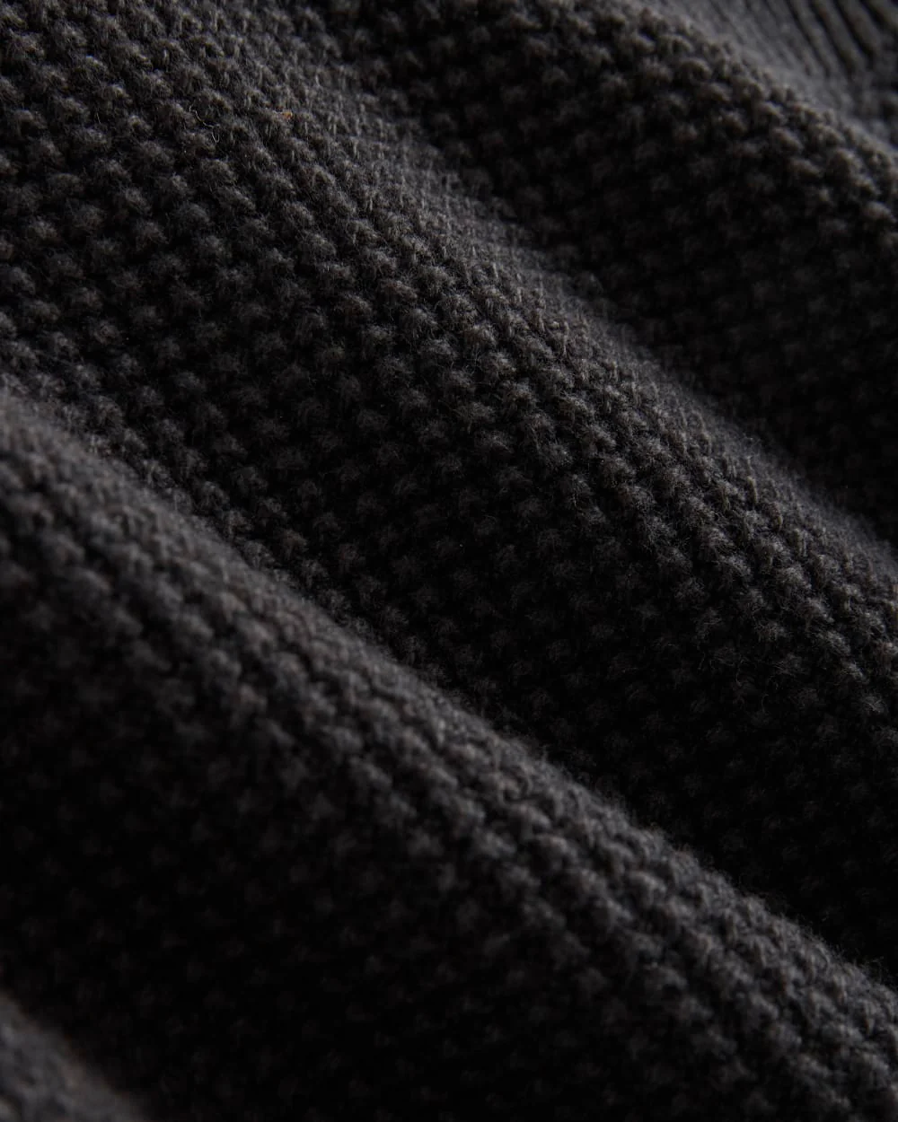 Waffle Rollneck Crew in Everyday Cotton | Black