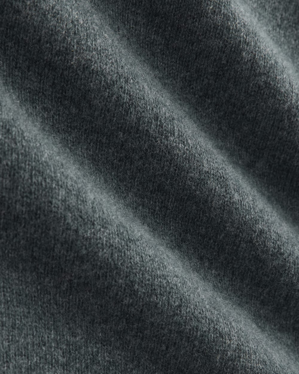 Luxe Merino Relaxed Turtleneck | Heather Midnight Navy