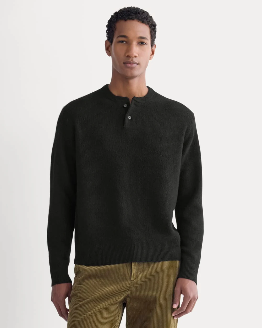 Henley in Wool Cashmere |  Black
