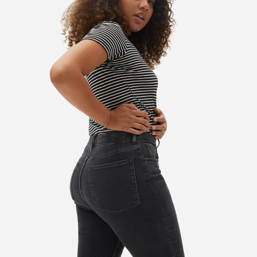 The Curvy Cheeky® Straight Jean | Washed Black | 26.5 Inseam