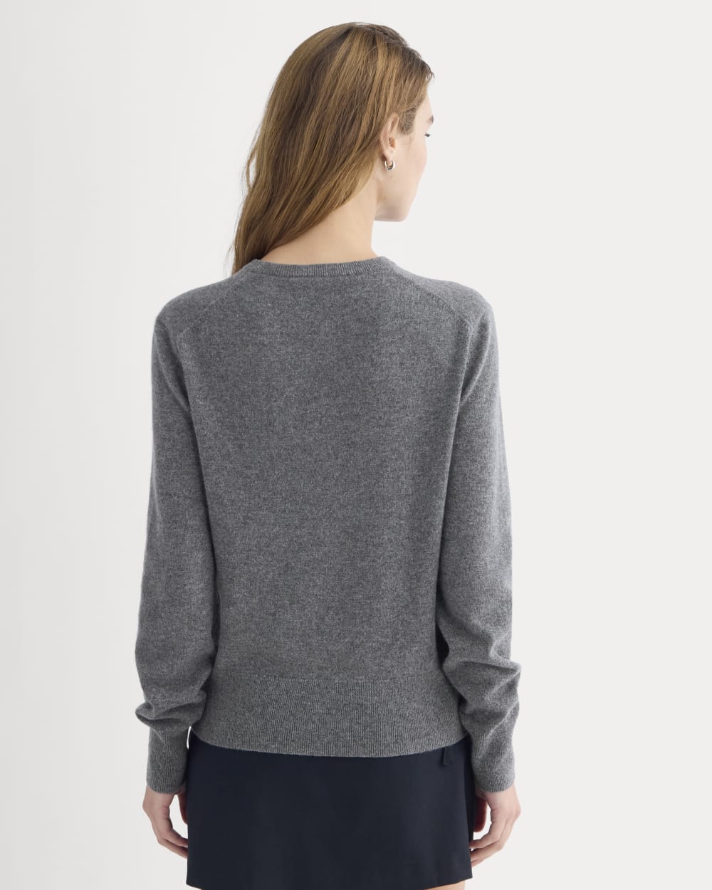 Cashmere Slim Crew Sweater | Heather Charcoal