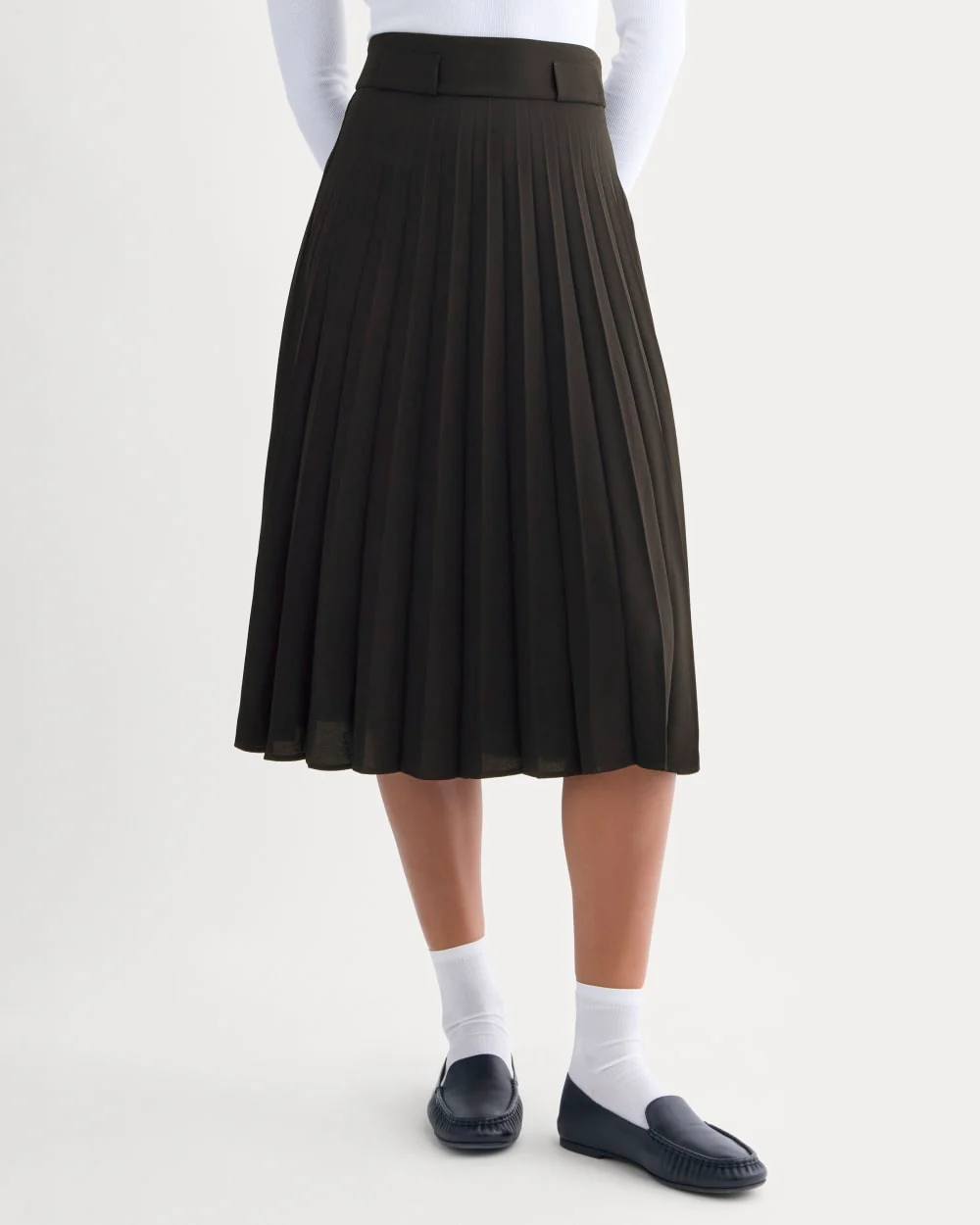 Pleated Crepe Midi Skirt | Black