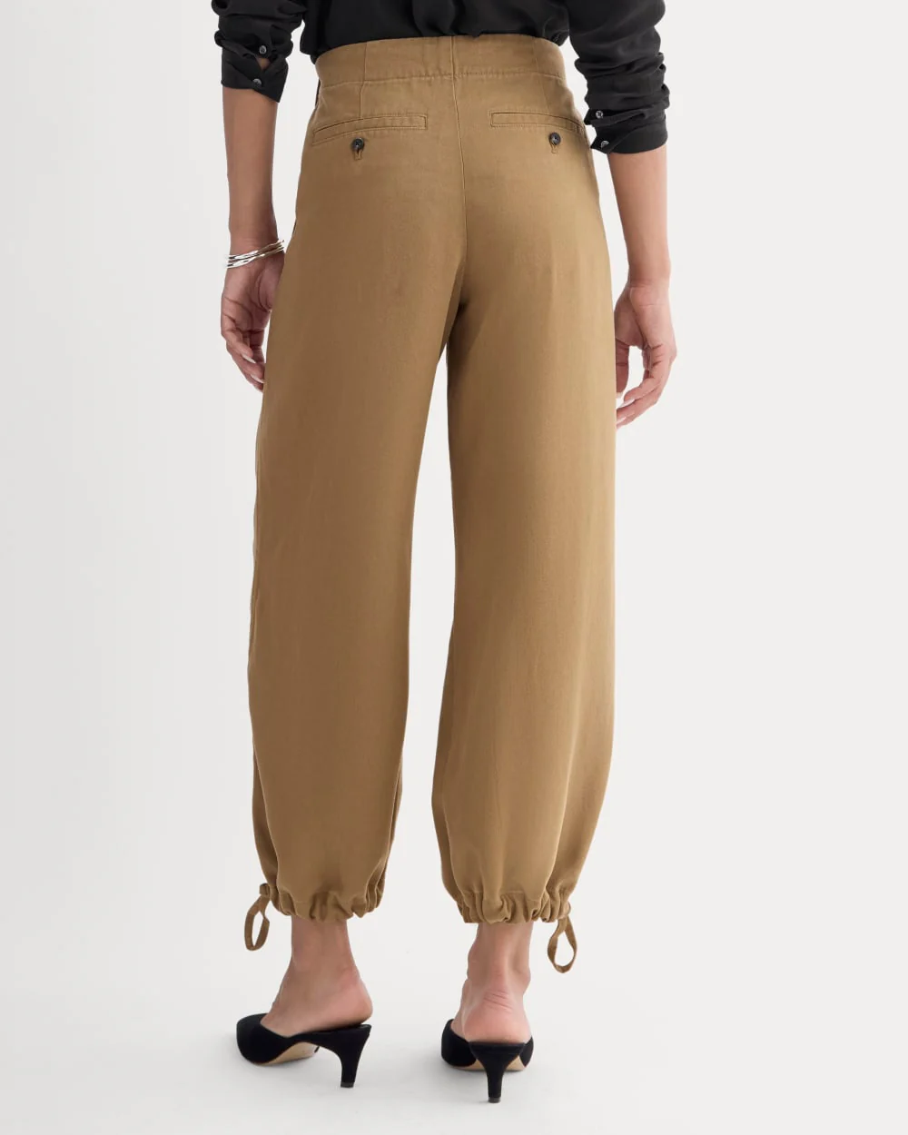 The Chino Jogger in Buttersoft | Aged Brass
