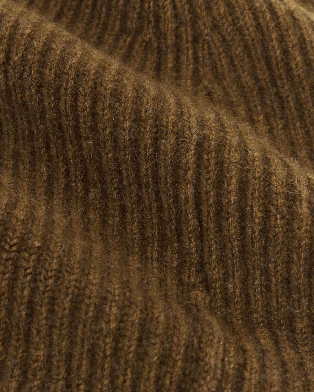 The Cashmere Ribbed Beanie | Heathered Toffee