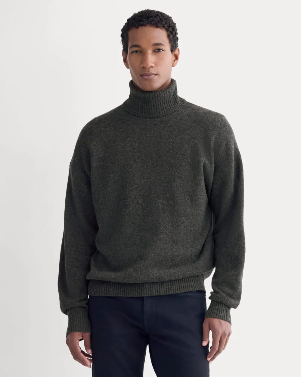 Luxe Merino Relaxed Turtleneck | Heathered Black