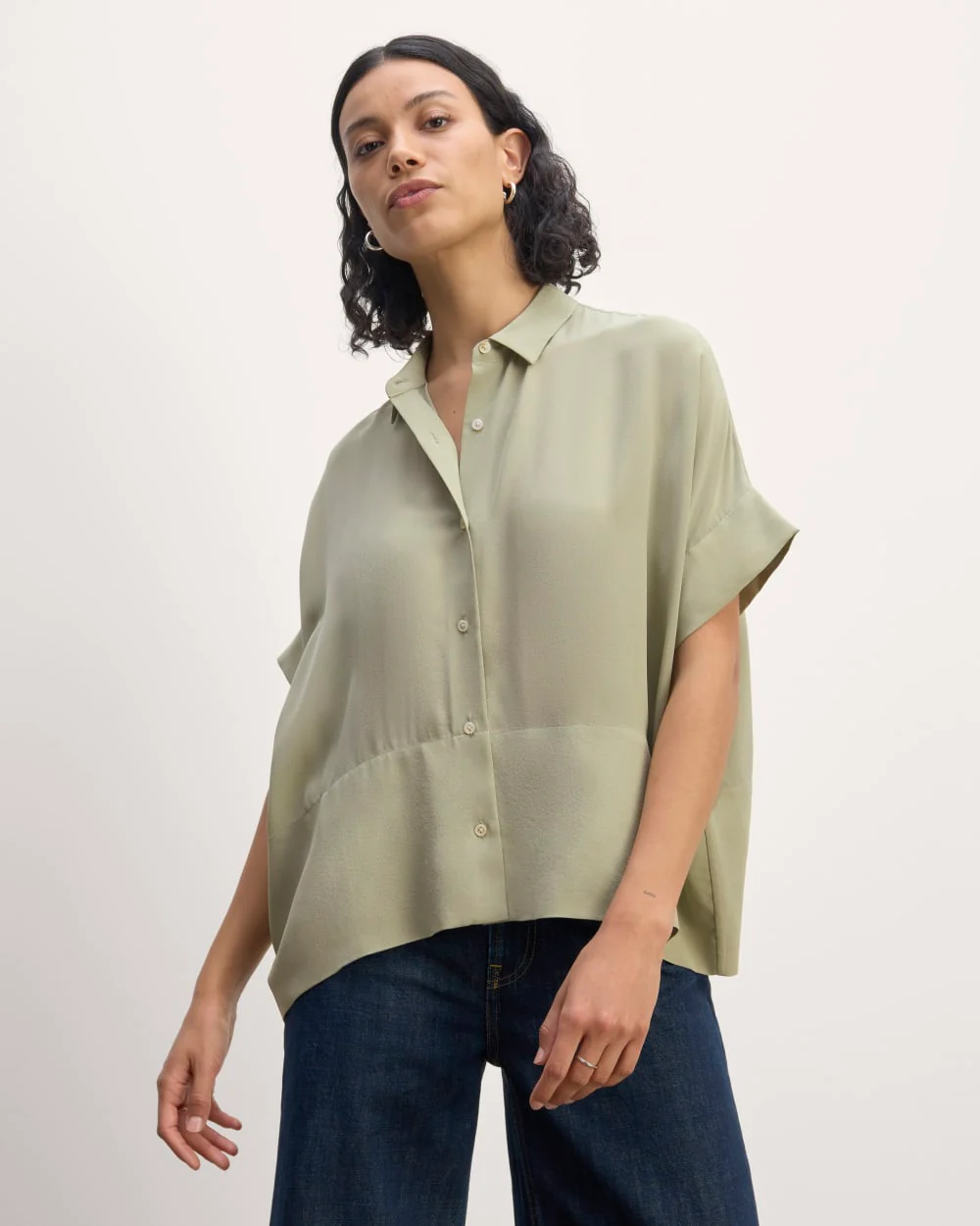 The Boxy Shirt in Washable Silk | Seagrass