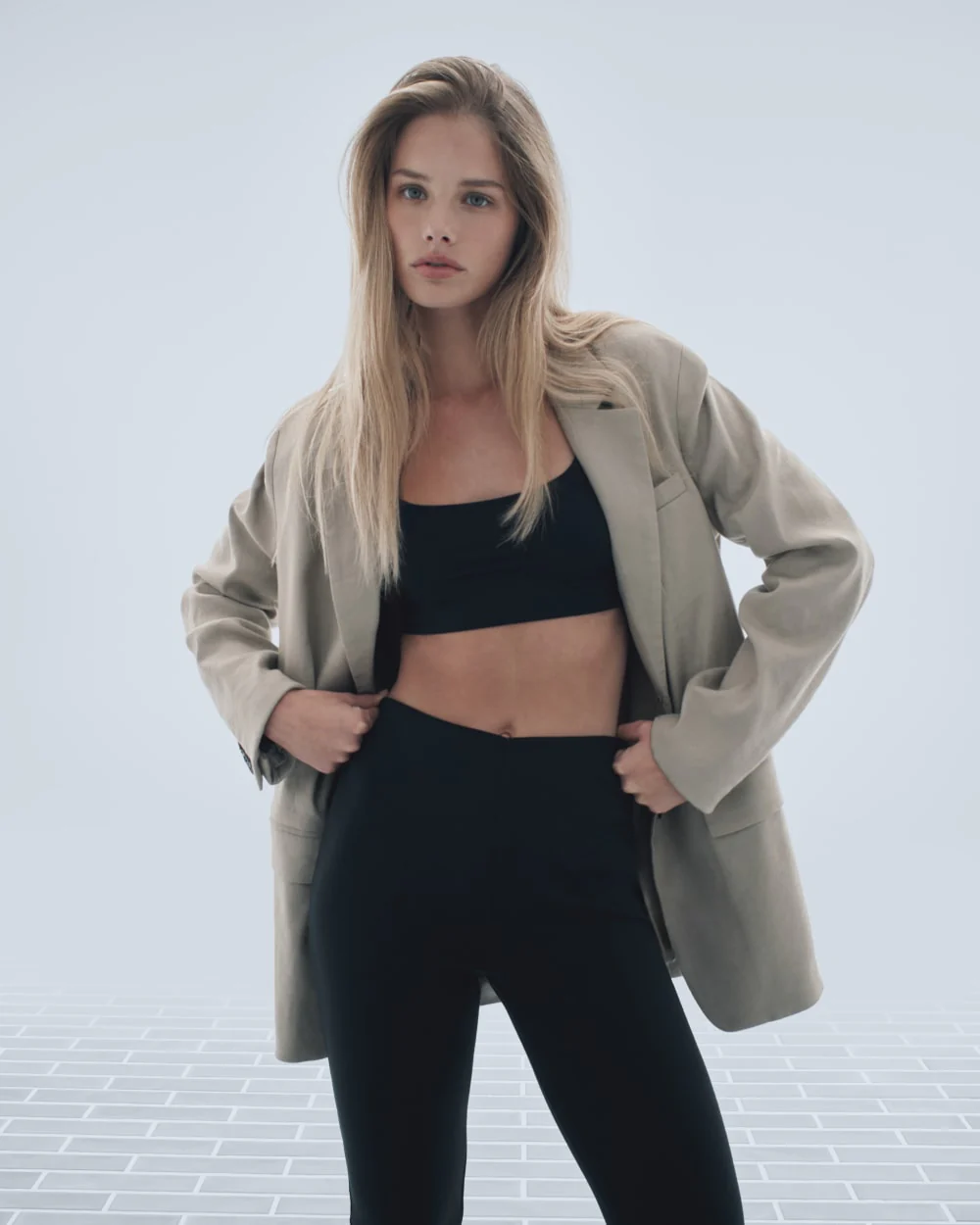 The Oversized Blazer in Stretch Linen | Trench Coat Khaki