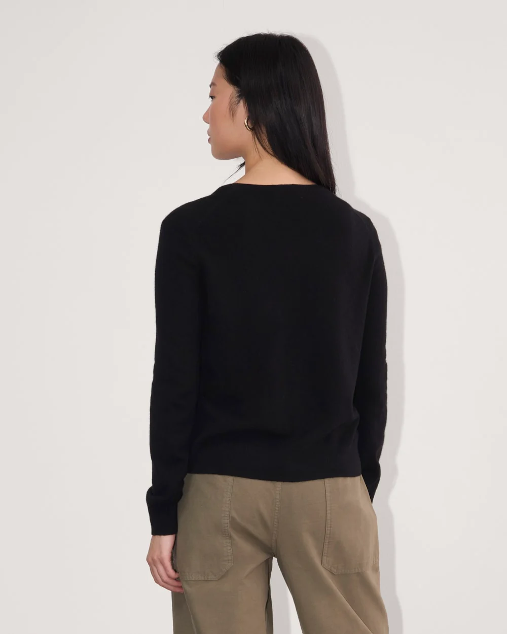 The Classic Cardigan in Cashmere | Black