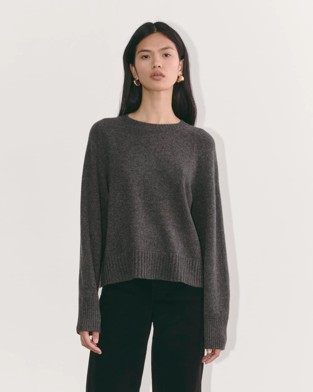 The Boxy Crew in Cashmere | Heather Charcoal