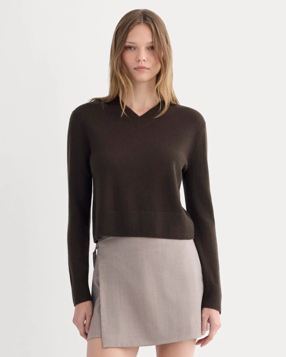 Cashmere Cropped High-V Sweater | Dark Chocolate