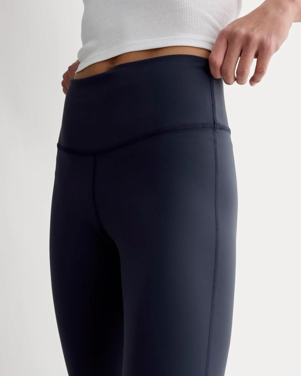 The Perform Flare Legging | Navy
