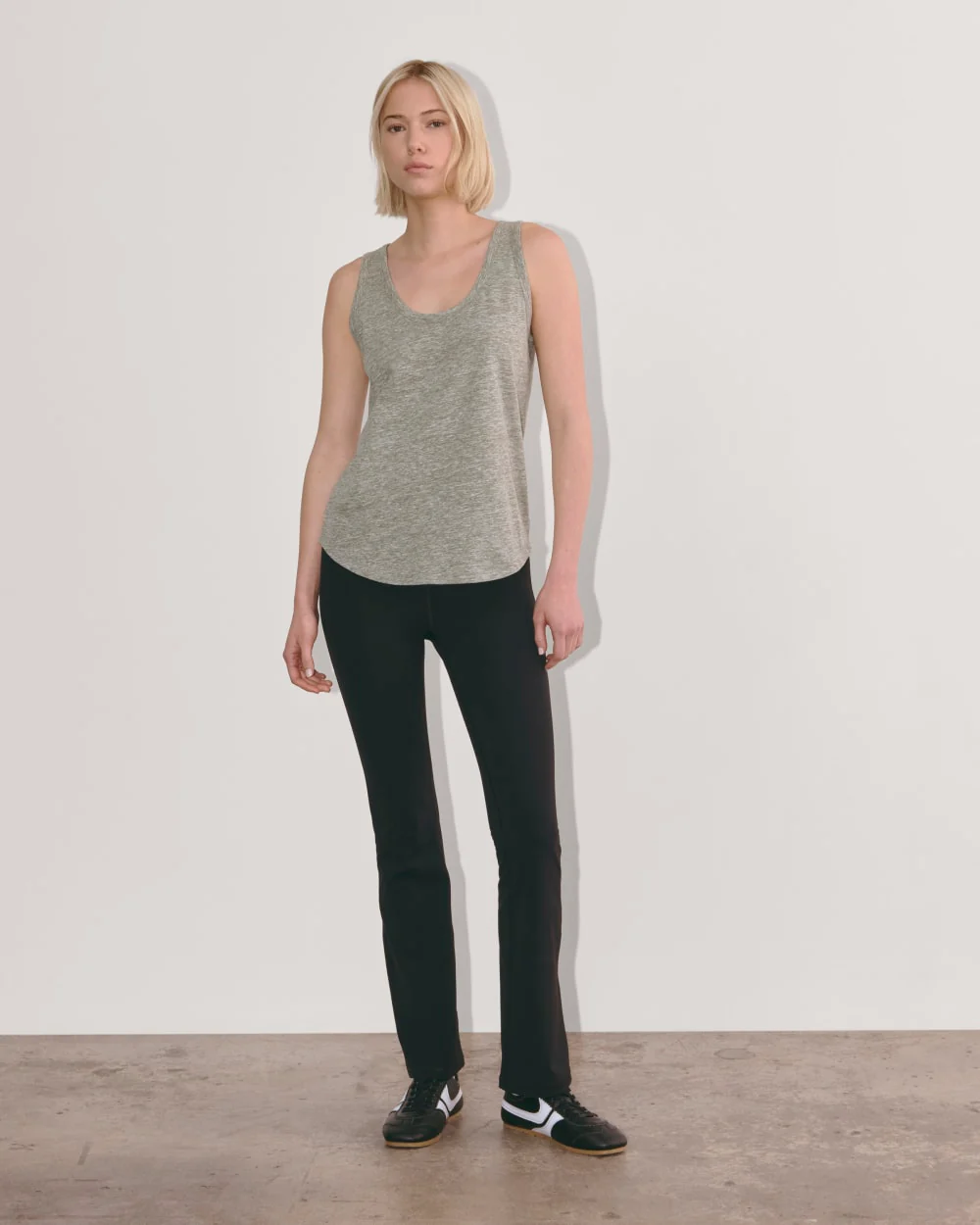 The Perform Tank | Heathered Grey / Olive