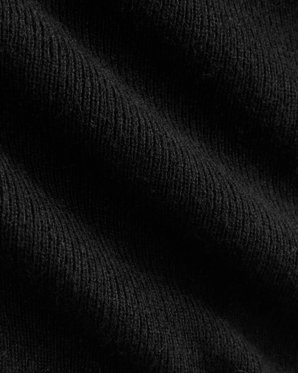 Cashmere Cropped Tank | Black