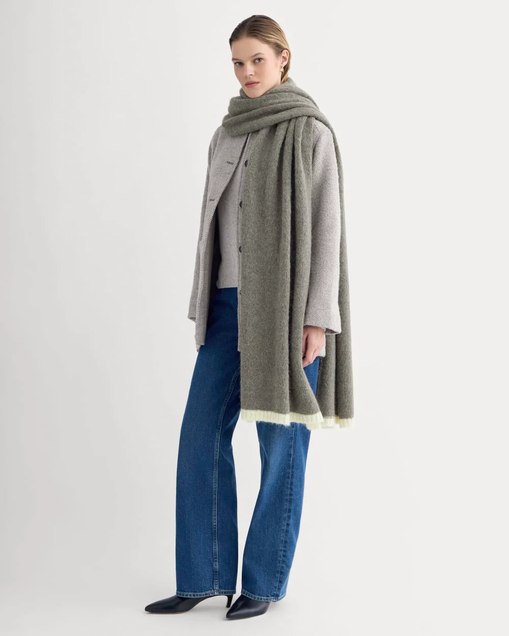 Plush Alpaca Scarf | Mid Grey Heather/ Bone