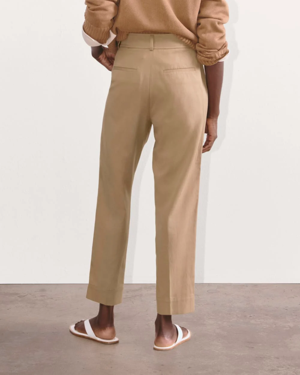The Draper Tapered Pant in Buttersmooth | Ash Brown