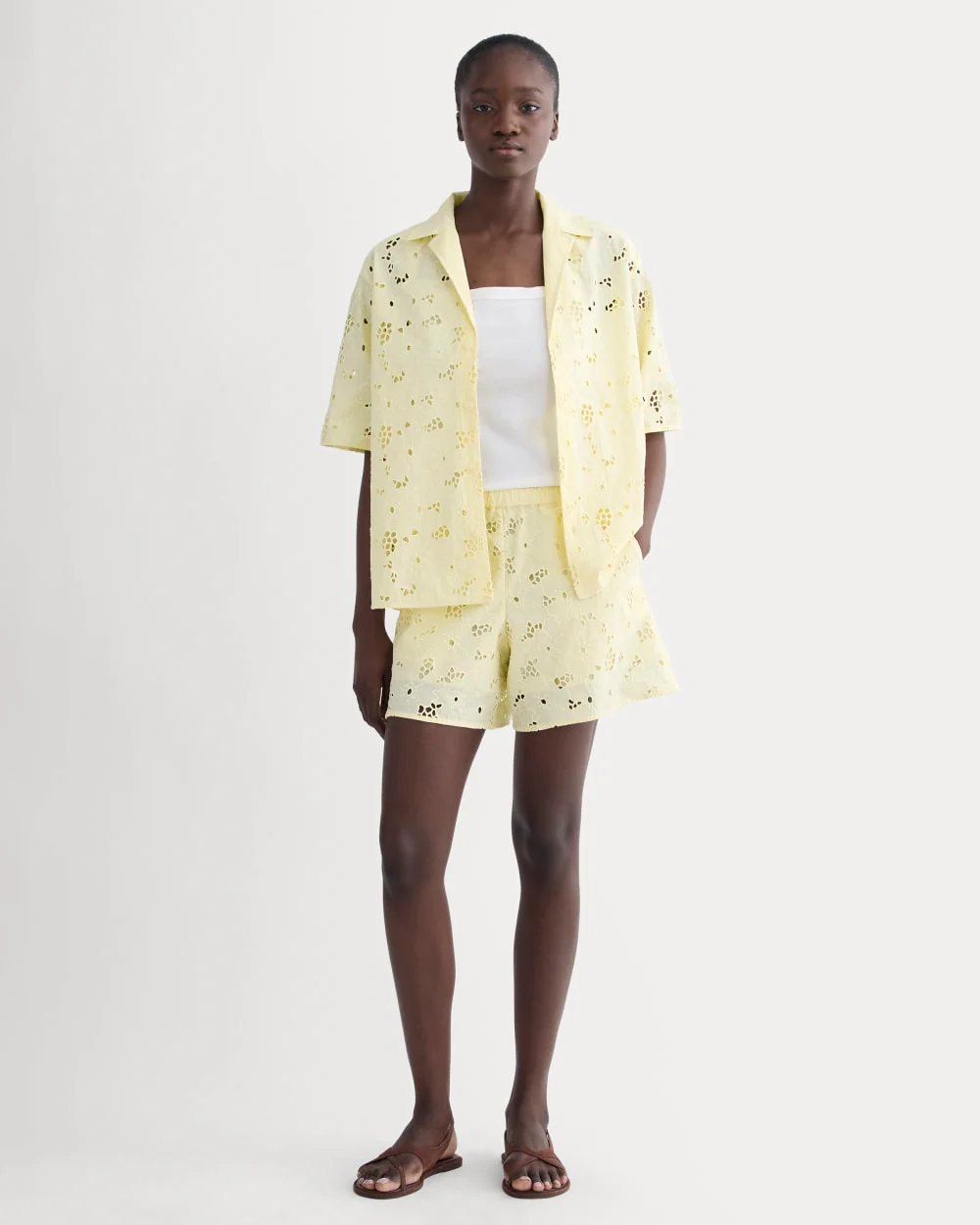The Eyelet Pull-On Short | Light Yellow