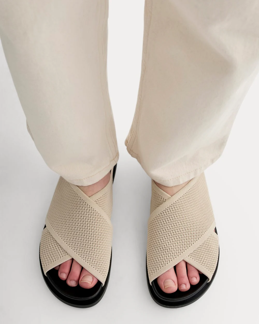 The ReKnit Form Crossover Sandal | Sandshell