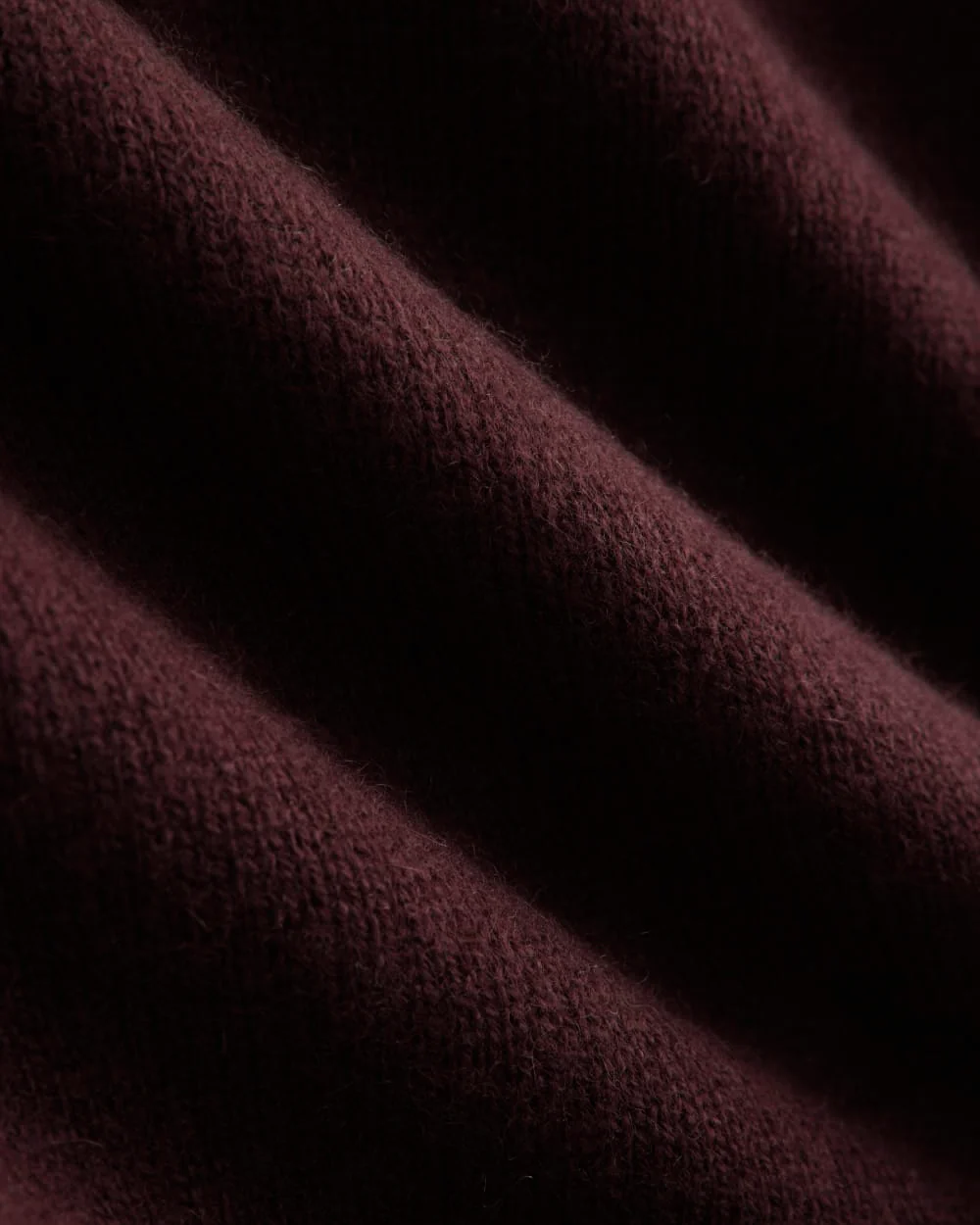 Cashmere Slim Crew Sweater | Wine