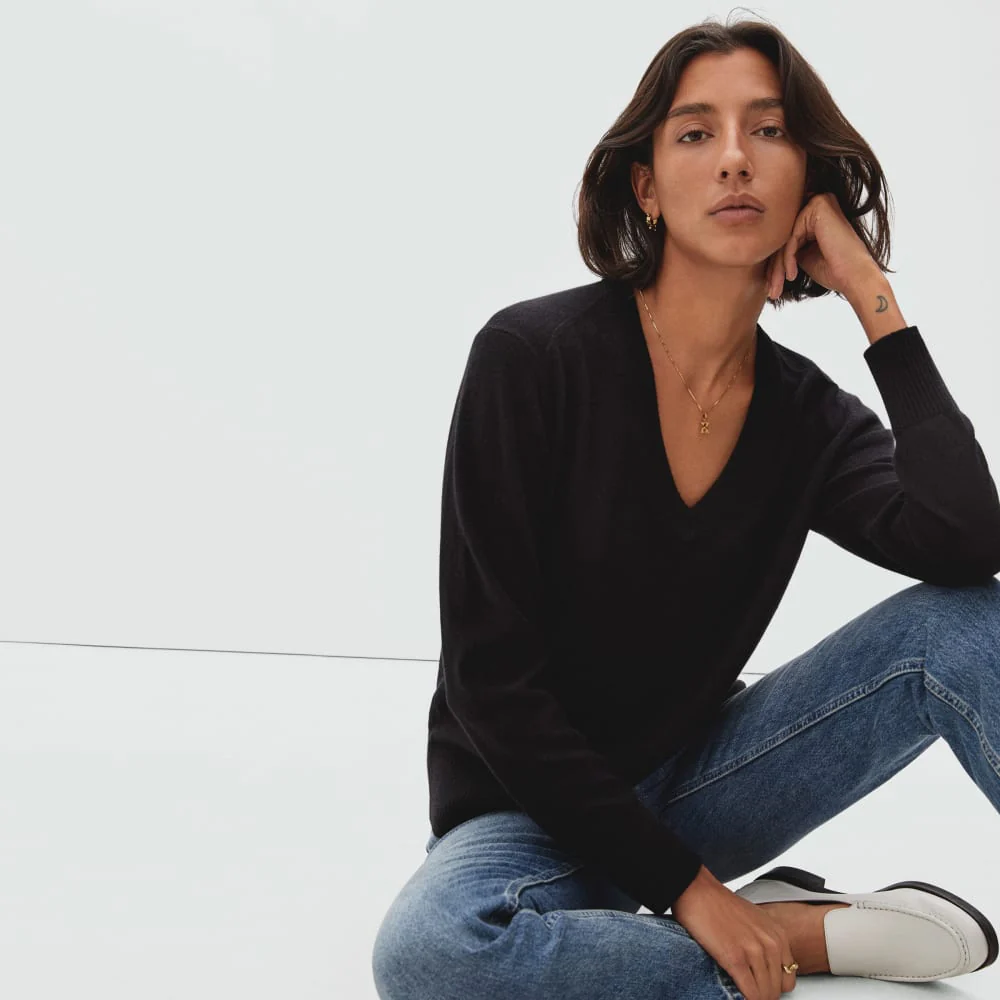 The Cashmere V-Neck | Black