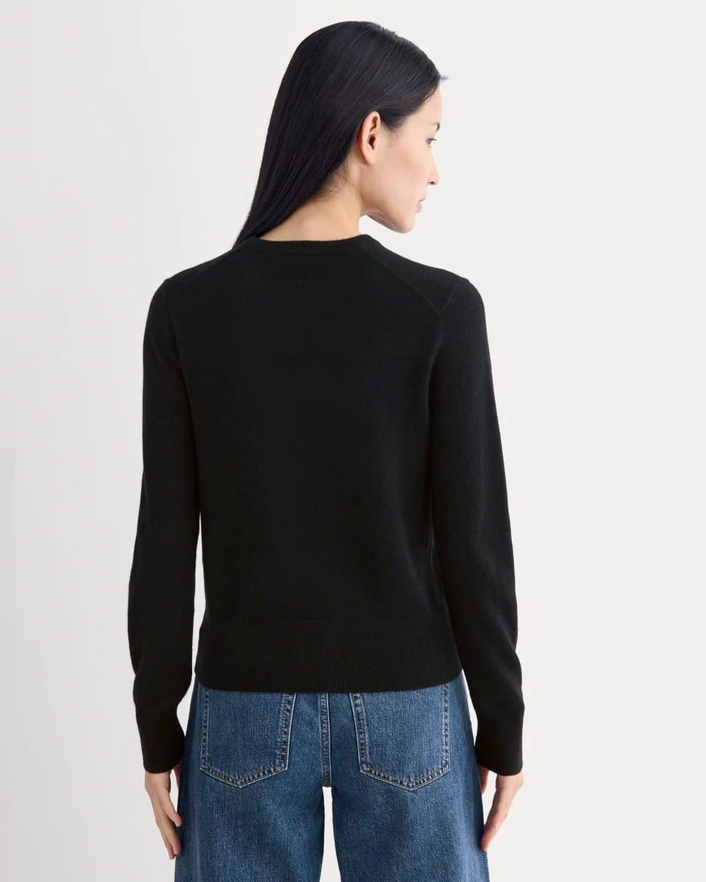 Cashmere Slim Crew Sweater | Black