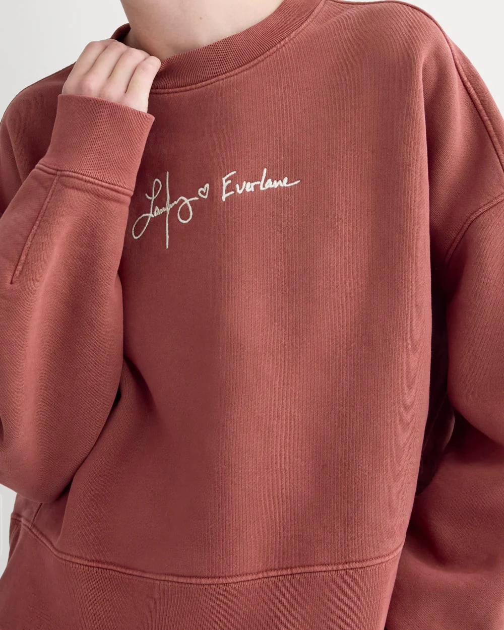 Everlane x The Laufey Foundation Cropped Sweatshirt | Dusty Red