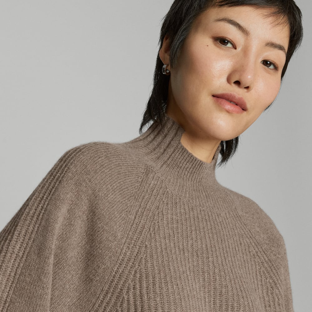 The Cashmere Ribbed Turtleneck | Heathered Taupe Grey