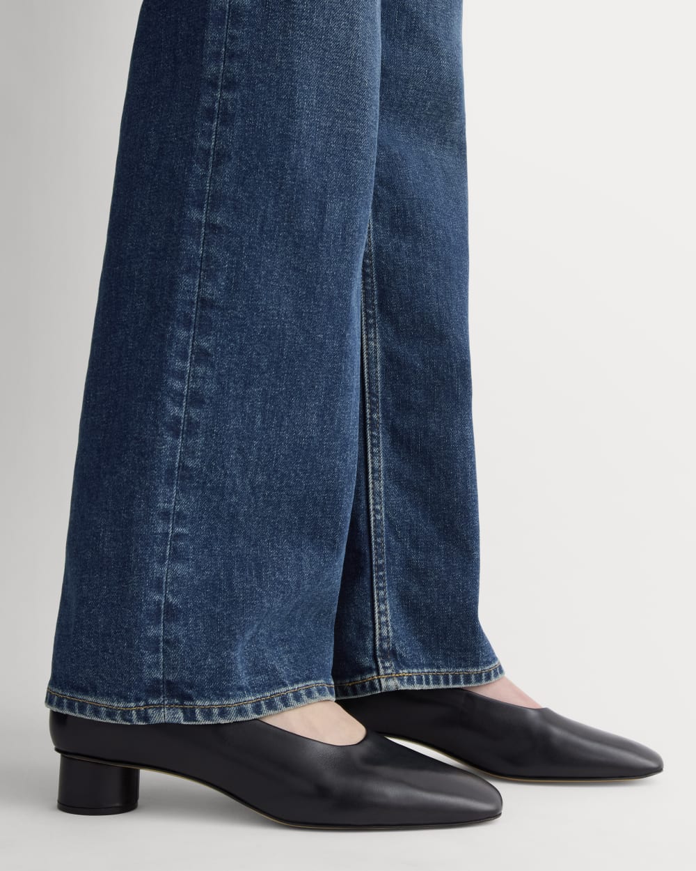 The Gallery Pump | Black